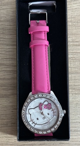 Girls Ladies HELLO KITTY QUARTZ ANALOG Fashion WATCH Pink Band Rhinestones Avon - Picture 4 of 8