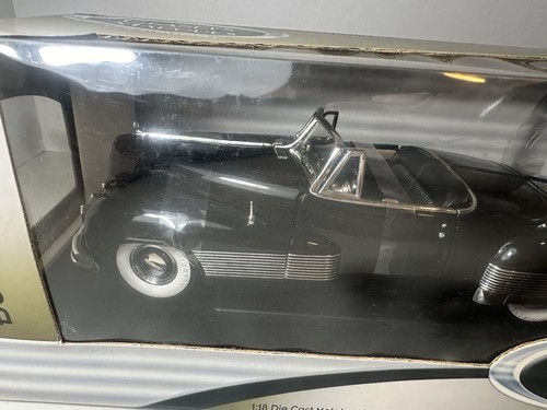 Vintage 1938 Buick Y-JOB Grandes Marques 1/18 scale black diecast car by ERTL - Picture 2 of 12