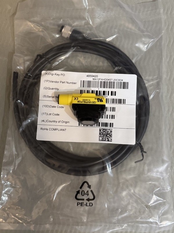 NEW Banner Photo Eye QS18VP6LPQ8 10- 30 VDC with Digikey Cable  Sensor 3.5M