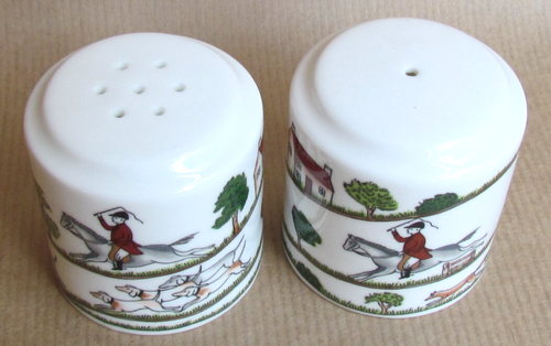CROWN STAFFORDSHIRE /COALPORT HUNTING SCENE SALT & PEPPER SET (12080) - Picture 2 of 3