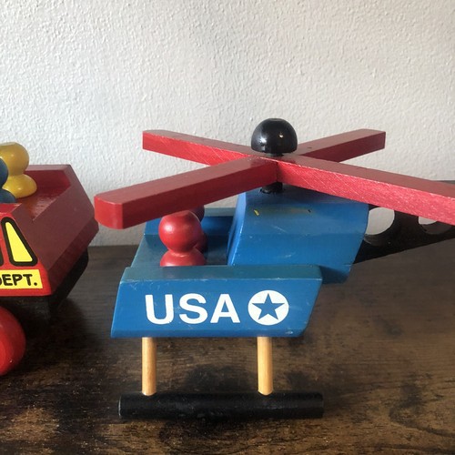 The Montgomery Schoolhouse Inc Wooden Firetruck And Helicopter ,5Wooden Pegs - Picture 5 of 19