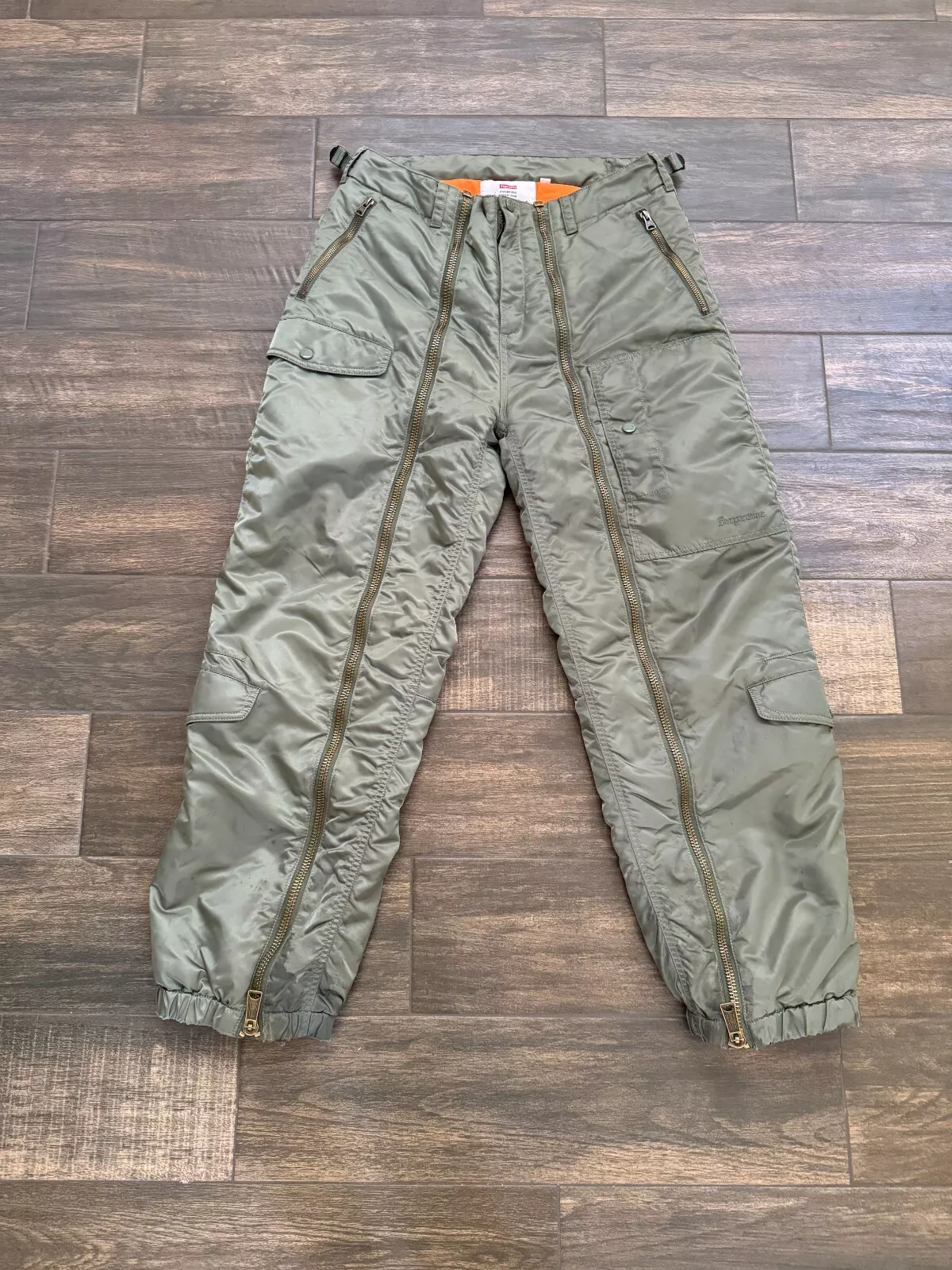 Taille S (32)   Pantalon de vol Supreme nylon zippé devant olive