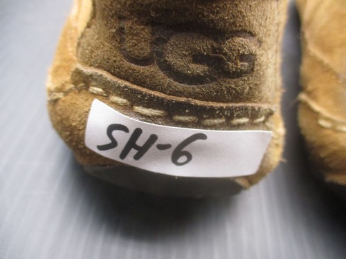 UGG Size 13 Mens Beige Suede Lightweight Breathable Casual Slip-On Loafers SH-6 - Picture 8 of 8