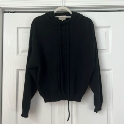 LouLou Studio 100% cashmere - defect