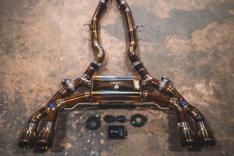 Valvetronic Designs Burnt Titanium Valved Exhaust System For 19-25 BMW X3M/X4M Foto 2 de 4