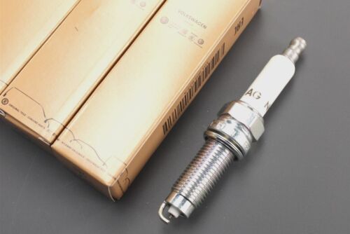 Genuine VW Passat CC Skoda Superb 2008-2015 3.6 V6 spark plugs (x6) 101905622A - Picture 2 of 2
