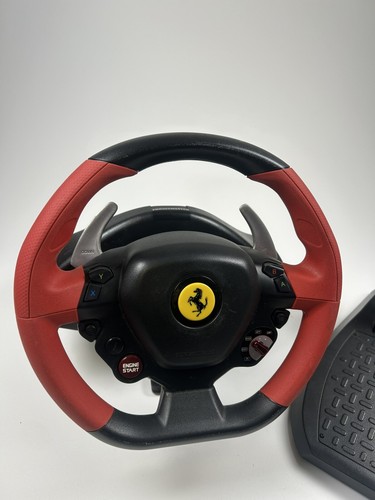 Thrustmaster Ferrari 458 Spider (4460105) Wheel And Pedals Set for Xbox - Picture 2 of 8