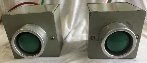 (2) Handluftregelventile ARO 212-C montiert in 4X4X4 Stahlbox, Sicherheitsschalter - Bild 4 von 4