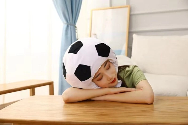 Hombres Mujeres Balón de Fútbol Juegos con disfraces Tocado Halloween Fiesta Pie Pelota Divertido Sombrero Foto 3 de 4