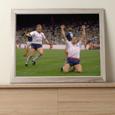 Steve Bull Paul Gascoigne : 10"x8" Professional Photo