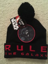 NEW W/ TAGS STAR WARS KYLO REN RULE WINTER HAT CAP BEANIE W/ GLOVES 2 PIECE SET