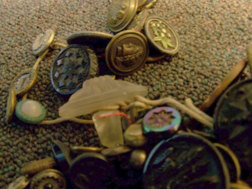 Estate Find Strings Chain Antique Buttons Sewing Mixed Lot - Picture 6 of 24