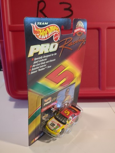 Nascar 1998 Hot Wheels Pro Racing Preview Edition  #5 Terry Labonte Kellogg - Picture 4 of 5