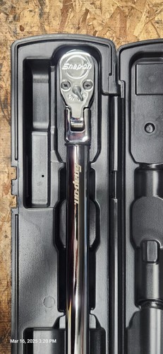 SNAP-ON ATECH3FR300B 1/2" FLEX HEAD TORQUE WRENCH 15 - 300 ft lbs - Picture 3 of 7