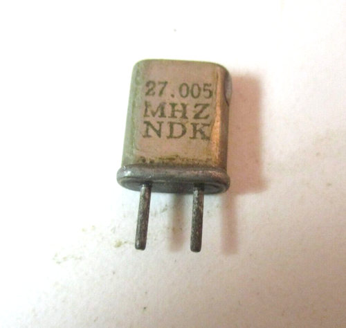 NDK Radio Crystal 27.005 MHz 1mm / 0.04in X 6mm long X 5mm Spaced Leads Vintage - Picture 1 of 4