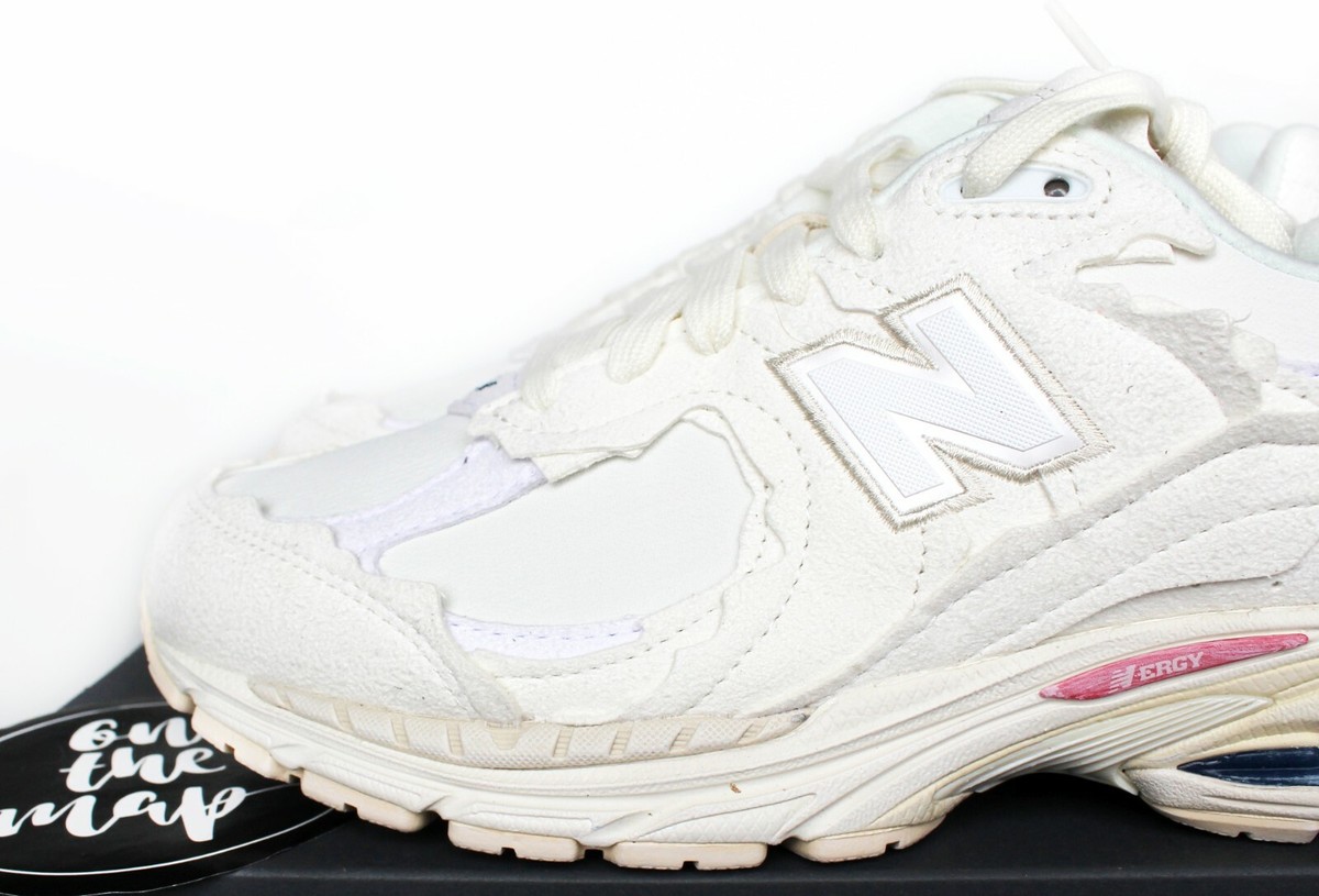 New Balance 2002R Protection Pack Sea Salt White Suede UK 5 New Balance 2002R Protection Pack Sea Salt White Suede UK 5