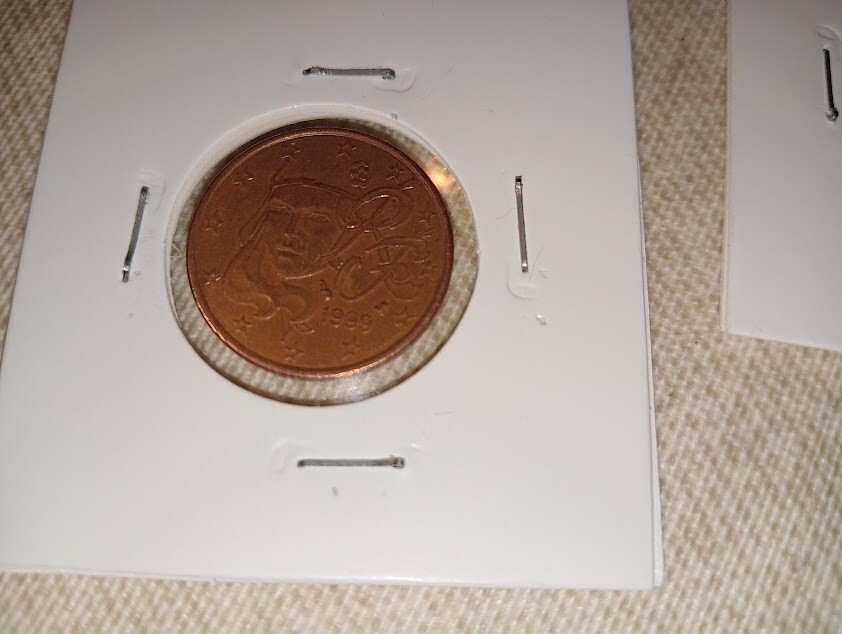 MONEDAS DE DOS EUROS EN PERFECTO ESTADO -EL ARBOL DE LA VIDA-1999,2000,2001.