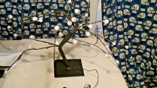 River of Goods Blooming Cherries LED Tree 18" Connected with 20ft Cord Complete - Picture 4 of 24