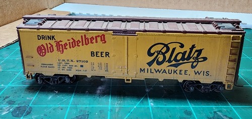 HO ATHEARN 1603 40 FT REEFER BLATZ URTX 27102 OLD HEIDELBERG BEER BUILT - Picture 5 of 5