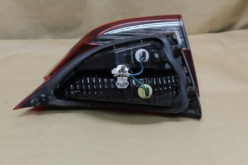 2014 - 2016 Hyundai Elantra sedan Inner Tail Light OEM - Picture 4 of 9