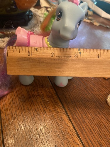 Figura de juguete Hasbro My Little Pony G3 Rainbow Dash 2007 azul colorido con atuendo - Imagen 5 de 6