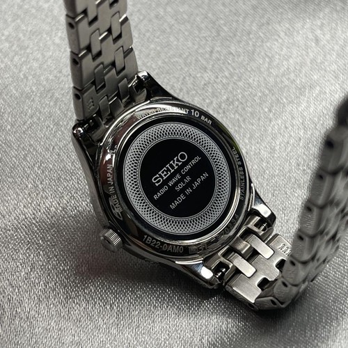 SEIKO EXCELINE 1B22 Solar Radio Controlled Watch Sapphire Glass Silver Tone - Picture 9 of 12