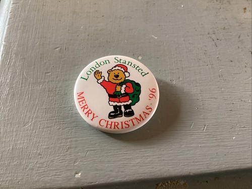 Stanley Stansted Christmas 1996 Vintage Badge - Picture 2 of 3