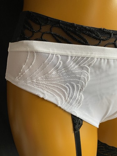 George Knickers/Panties, White Slippery Sheer Nylon Mesh, Embroidered, UK 22 - Picture 6 of 11