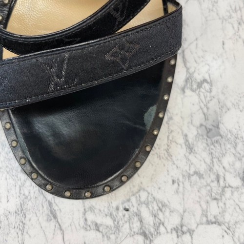 Sandalias LOUIS VUITTON con correa con monograma de gamuza negras talla US6/36 - Imagen 22 de 24