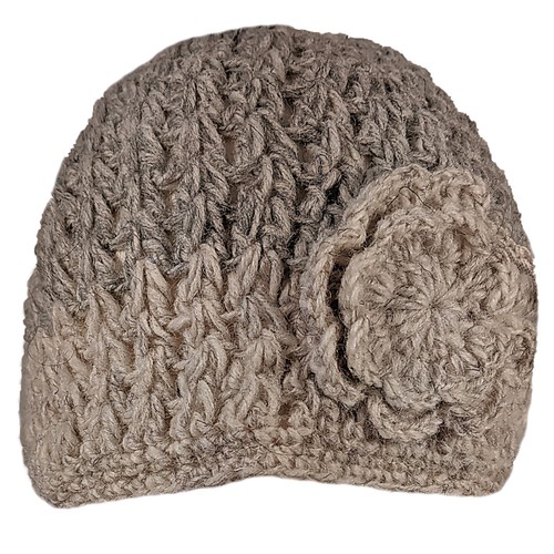 Kuschelige gefütterte Häkelmütze mit seitlicher Blume in hellgrau, wunderschön, Einheitsgröße - Bild 2 von 3