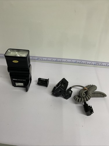 NIKON SPEEDLIGHT SB-16 & AS-9  SHOE MOUNT W/CASE  FOR  Nikon SLR - Picture 1 of 6