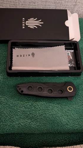 Kizer Z-28 Flipper Folding Pocket Knife Black G-10 Handle Nitro V Steel V4568A1