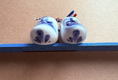 Miniature Dutch Porcelain Shoes Delft Blue and White Hand Painted Windmills - Picture 6 of 8