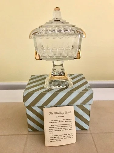 Jeanette Glass Wedding Cake Bowl Pedestal Candy Dish Compote Candle Holder