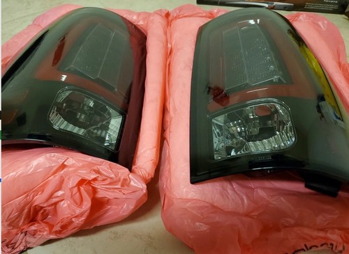 Recon 264336BK Black Red/Smoke Fiber Optic LED Tail Lights for 13-17 Dodge Ram - Picture 2 of 2