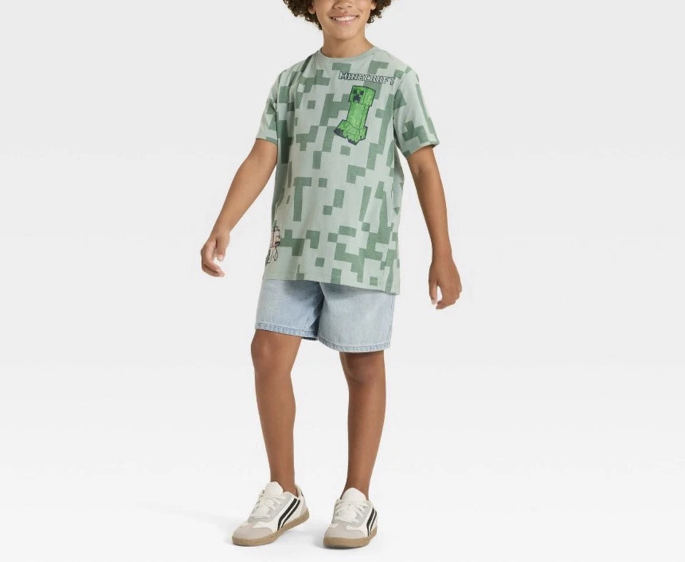 Minecraft: Boys Graphic T-Shirt Sz s Creeper And Dog - Image 4 of 4