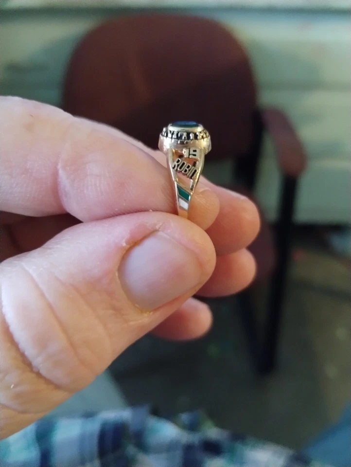 Anillo Clase Mujer Talla 6 Chapado en Oro Arte Tallado Piedra Verde Foto 3 de 4