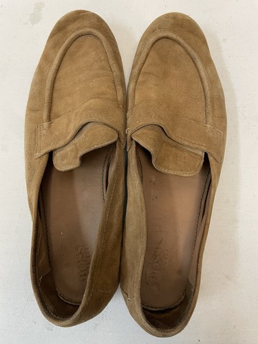 HUGO BOSS Softly Constructed Suede Logo Apron Toe Loafer in Camel Size 8 1/2 - Picture 8 of 9