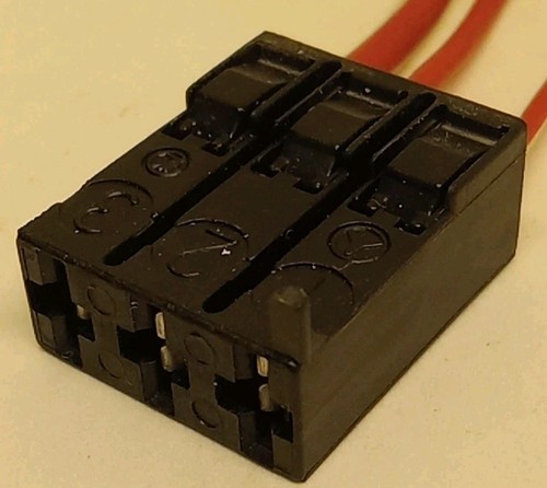 1996 Mercedes-Benz S600 W140 OEM Electrical Connector 021 545 52 28 "Y" - Picture 2 of 7