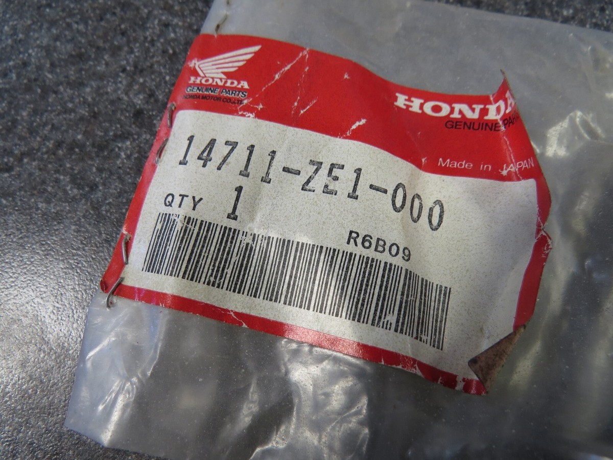 NOS Honda OEM Intake Valve GX140 14711-ZE1-000 | eBay