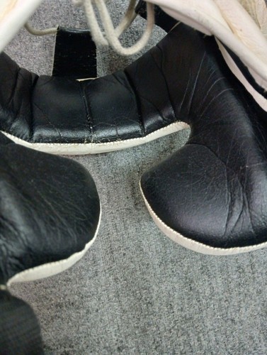 WINNING Size M WHITE BOXING HEAD GEAR FG-2900 Made in Japan Name included - Picture 3 of 5