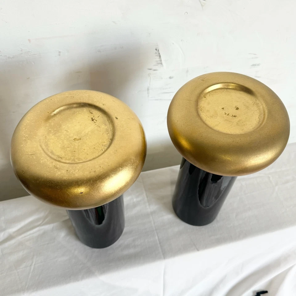 Candelabros posmodernos de cerámica negra y dorada de Jaru Foto 2 de 4