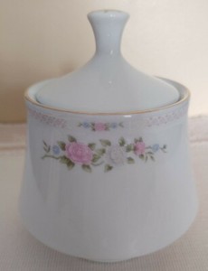 Crown-Ming-Fine-China-Jian-Shiang-Sugar-Bowl-with-Lid