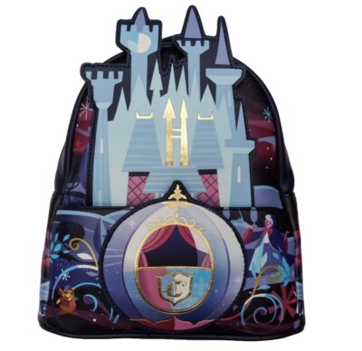 ✓✓ RARE Loungefly Disney Cinderella Coach Castle Mini  display picture 2