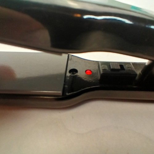 FHI Heat Platform Plus Tourmaline Ceramic Mini Travel Hair Flat Iron Fari Heat - Picture 6 of 8