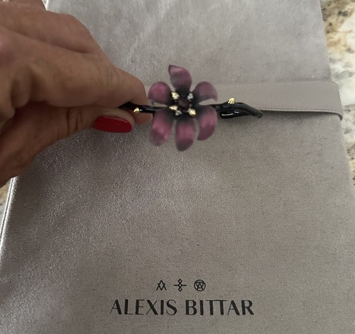 100% Authentic Alexis Bittar Burnt Magenta Lucite Flower & Crystal Cuff Bracelet - Picture 5 of 19