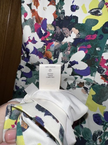 Ann Taylor Sleeveless Floral Cocktail Party Dress Size 4 MSRP $128.00 - Picture 7 of 7