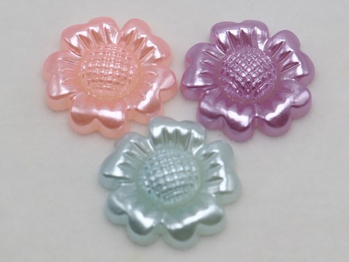 50 Mixed Color Acrylic Pearl Flatback Sunflower Cabochon 18mm Scrapbook Craft - Picture 2 of 6