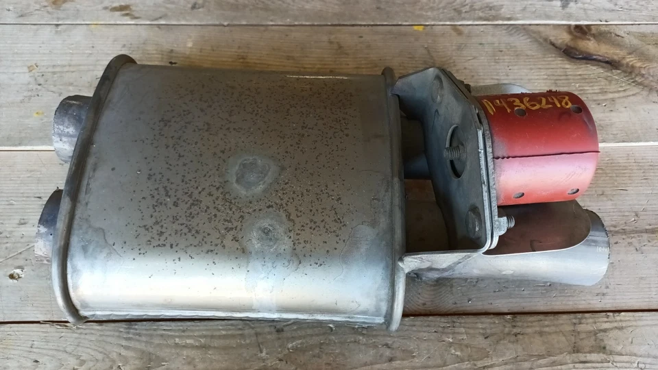 BMW SILENCIADOR CENTRO ESCAPE RESONADOR AMORTIGUADOR VIBRACIONES E46 325ci CONVERTIDO 01-06 Foto 2 de 4