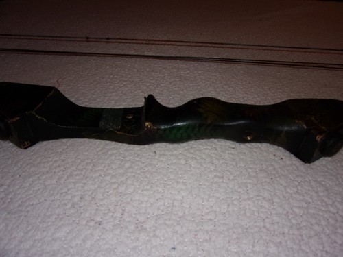 Vintage Browning Nomad XL Series Compound Bow - Picture 16 of 18